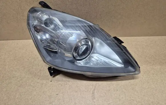 Chevrolet Zafira B Headlight/headlamp 24451045