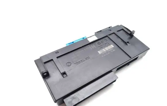 BMW 3 E90 E91 Central body control module 6983302 6135698330201
