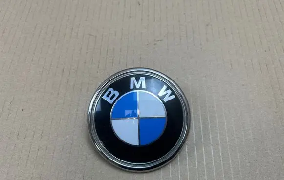 BMW X3 E83 Manufacturer badge logo/emblem 3401005