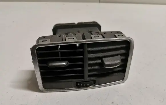Audi A6 S6 C6 4F Rear air vent grill 4F0819203B