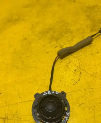 Volkswagen Scirocco Front door high frequency speaker 5K0035411