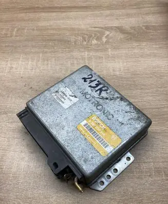 Peugeot 605 Engine control unit/module ECU 0261200214