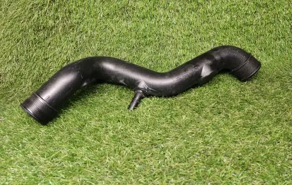 Ford Fusion II Intercooler hose/pipe R7N6A