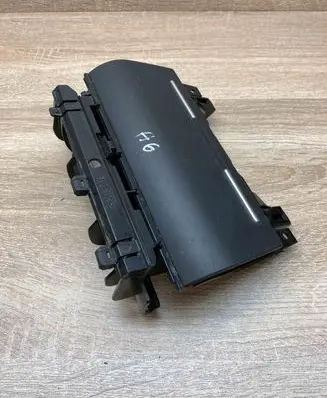 Audi A4 S4 B6 8E 8H Car ashtray 8E0857951