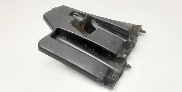 Volvo S60 Front bumper mounting bracket 30796626