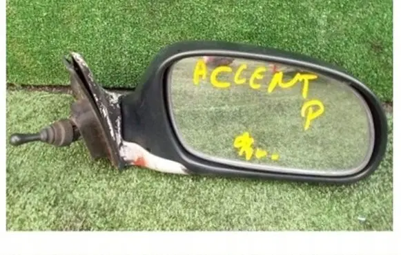 Hyundai Accent Manual wing mirror 