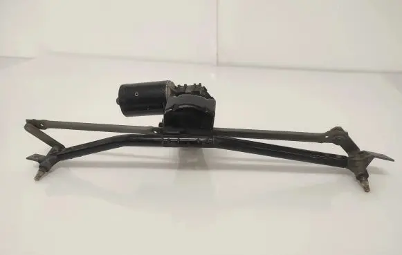 Audi A6 S6 C4 4A Front wiper linkage and motor 893955995A