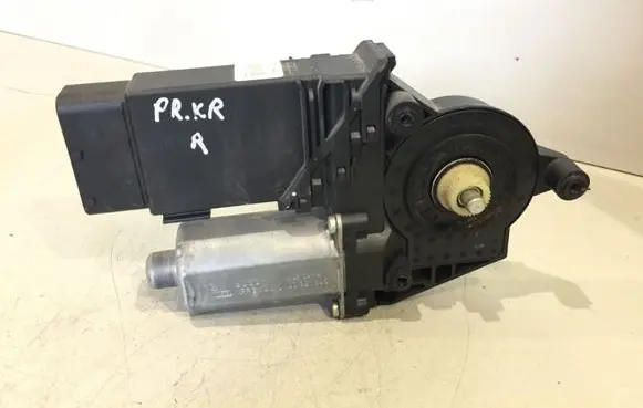 Seat Toledo II (1M) Front door window regulator motor 9776105404301 F005S00057 0130821695