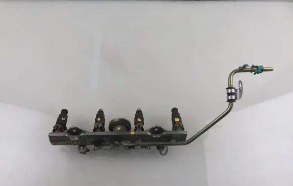 Fuel main line pipe