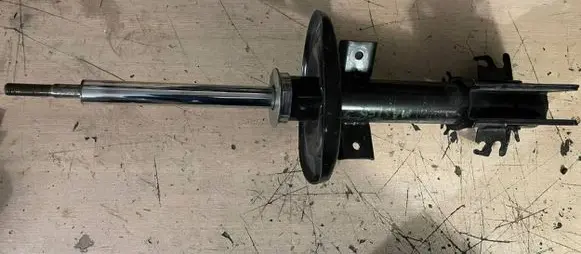 Renault Master III Front shock absorber/damper 543028774R