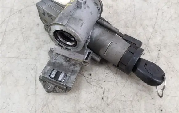 Seat Alhambra (Mk1) Ignition lock