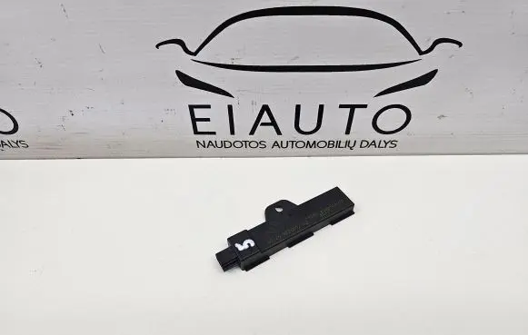 BMW 5 F10 F11 Keyless system antenna 9220832 65209220832