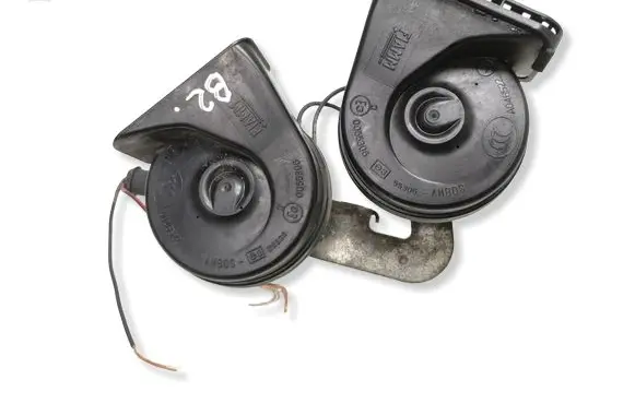 Volvo XC90 Horn signal 31111192