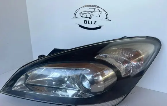 KIA Ceed Headlight/headlamp 03741452