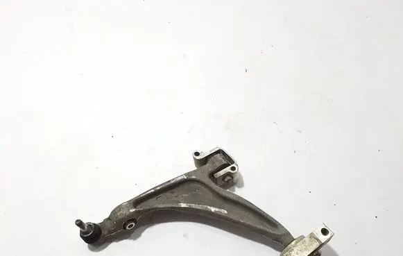 Volvo XC90 Front lower control arm/wishbone 32381881