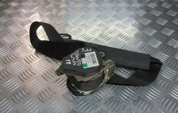 Mercedes-Benz Vaneo W414 Front seatbelt