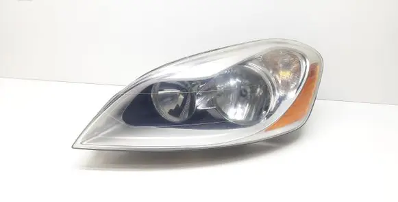 Volvo XC60 Headlight/headlamp 30763145