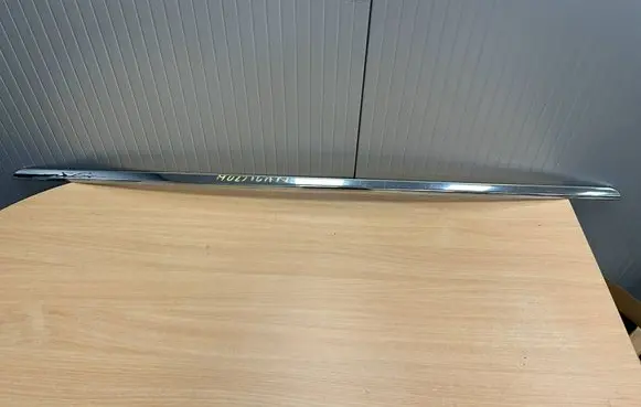 Volkswagen Transporter - Caravelle T5 Tailgate trim 7E0853079A 7E0853079A2ZZ