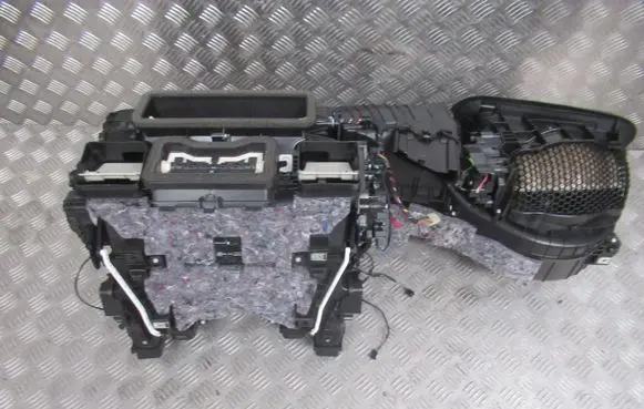 Mercedes-Benz E W213 Heater blower radiator A2138303904