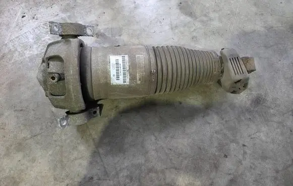 Audi Q7 4L Shock absorber/damper/air suspension 7L8616020C 169ATE048D104FS