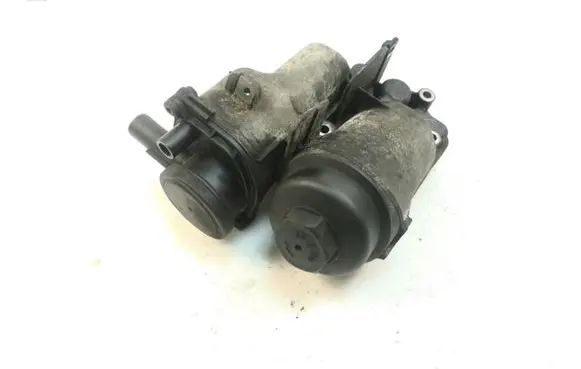 Volvo XC90 Oil filter mounting bracket 6740273266 08642899