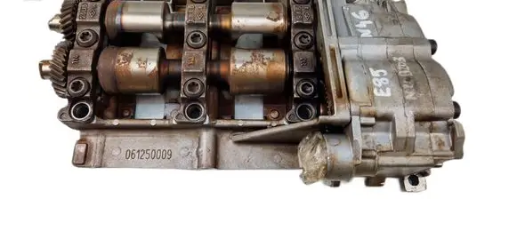 BMW Z4 E85 E86 Oil pump 10600044CB