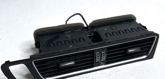 Audi Q5 SQ5 Dash center air vent grill 8R1820951