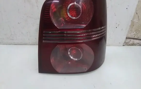 Volkswagen Touran I Rear/tail lights