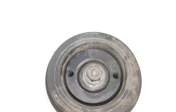 Toyota Avensis T250 Crankshaft pulley 134700G010 B71T194