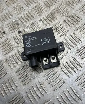 BMW X5 E70 Combustion relay V23132A2001X26 7661503