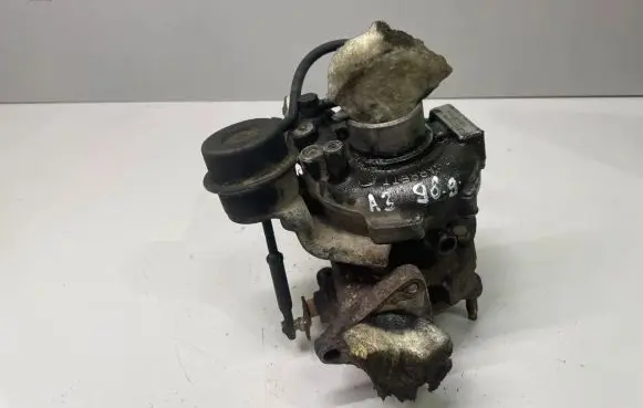 Audi A3 S3 8L Turbo 038145701A