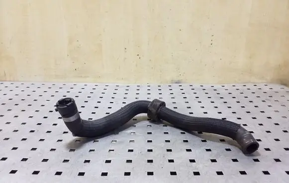 Renault Trafic III (X82) Engine coolant pipe/hose