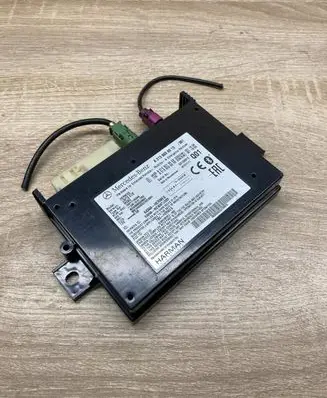 Mercedes-Benz E W211 Bluetooth control unit module A2139008013 A2139019503
