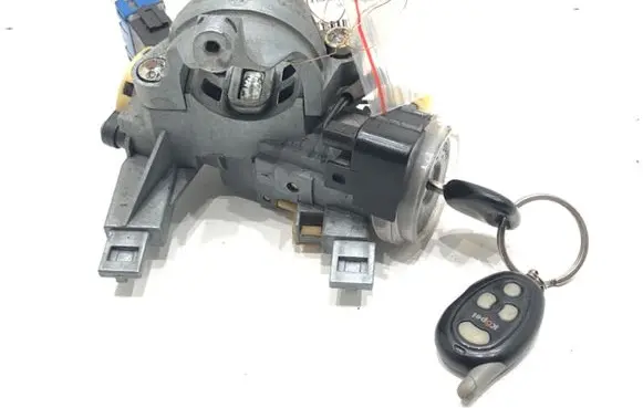 Mitsubishi Outlander Ignition lock