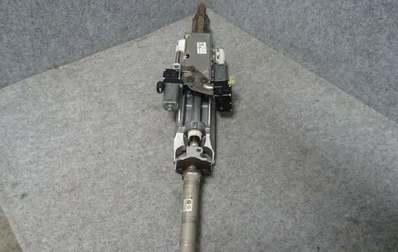 BMW 7 G11 G12 Steering wheel axle set 6862001 6862031