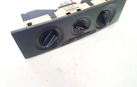 Skoda Fabia Mk1 (6Y) Climate control unit 6y0820045a