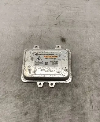 BMW 5 E60 E61 Headlight ballast module Xenon 5DV00900000