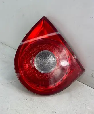 Volkswagen Golf V Tailgate rear/tail lights 1K6945094E