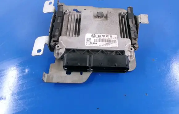 Volkswagen Caddy Engine control unit/module ECU 03G906021PE