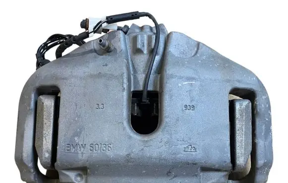 BMW 5 GT F07 Front brake caliper 6786817 34116786817