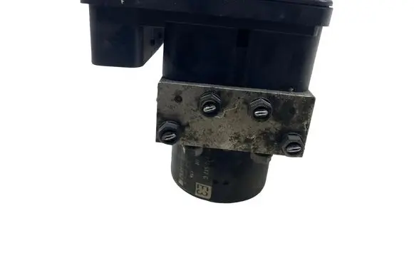 Audi A3 S3 8P ABS Pump 1K0614517C 1K0907379E