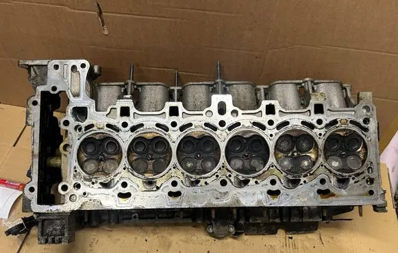 BMW 5 E60 E61 Engine head 155707603