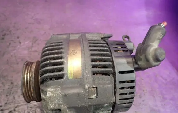 Renault Megane I Generator/alternator