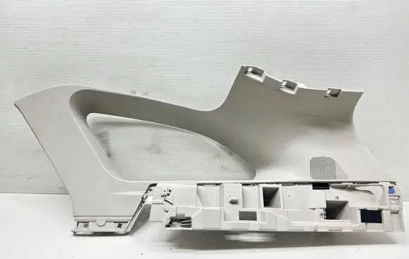 Renault Talisman (D)pillar trim (top) 769344972R
