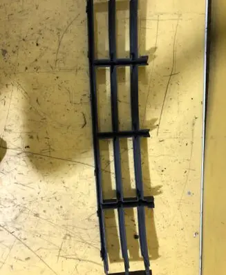 Skoda Fabia Mk2 (5J) Front bumper lower grill 5J0853677A