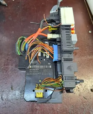 Mercedes-Benz C W204 SAM control unit 5DK01102200 2049060405 2045458732