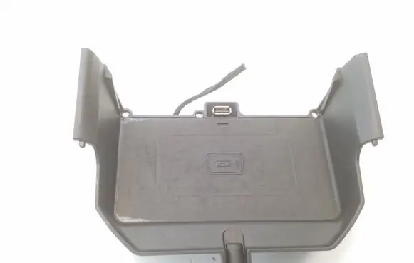 BMW 5 G30 G31 G38 Wireless charging module 83145006