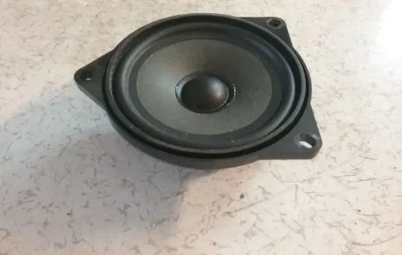 Panel speaker