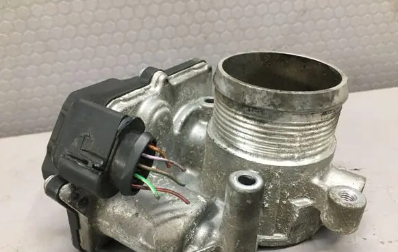 Audi A4 S4 B8 8K Throttle valve 03L128063AC