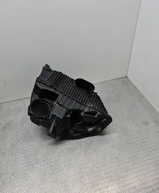 Renault Clio IV Air filter box 165001258R 165008308R HLL6T9769R